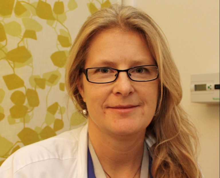 Helena Filipsson Nyström, överläkare Sahlgrenska universitetssjukhuset och docent vid Sahlgrenska Akademin. Foto: Sahlgrenska universitetssjukhuset.